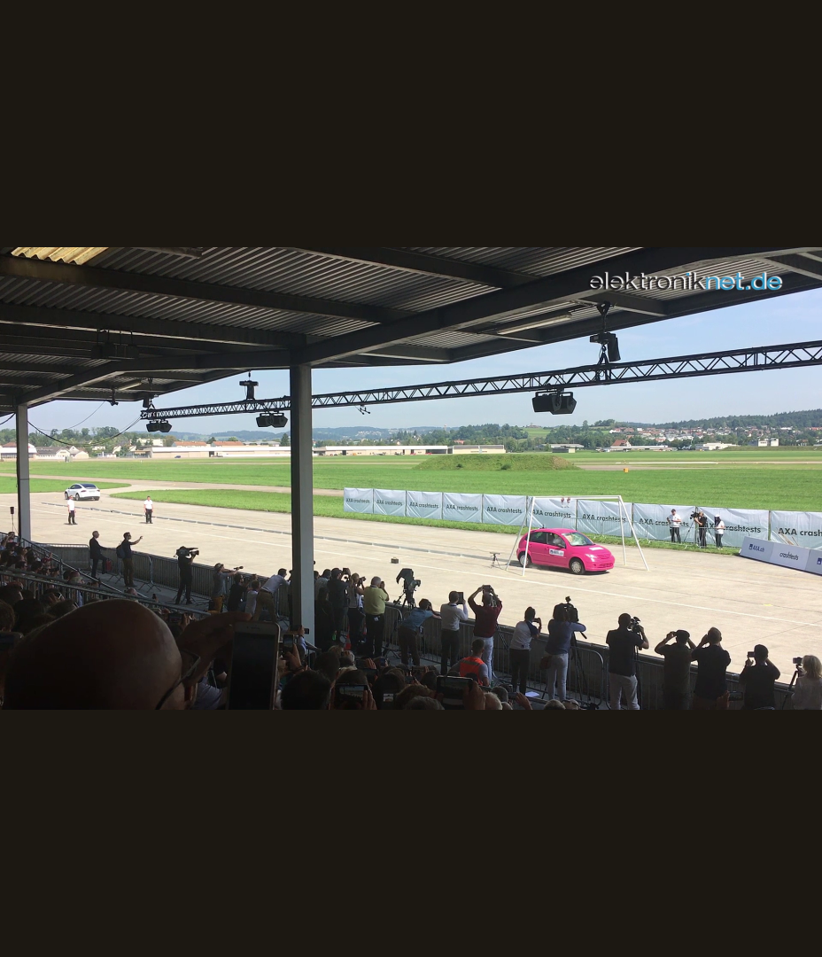 AXA Crashtests 2017 - Steinschlag,